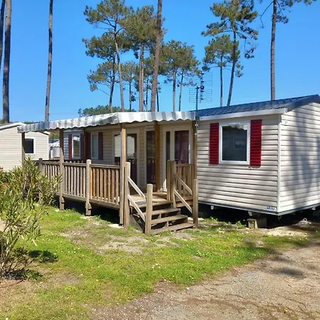 Отель Mobil-home Les Dunes De Contis *